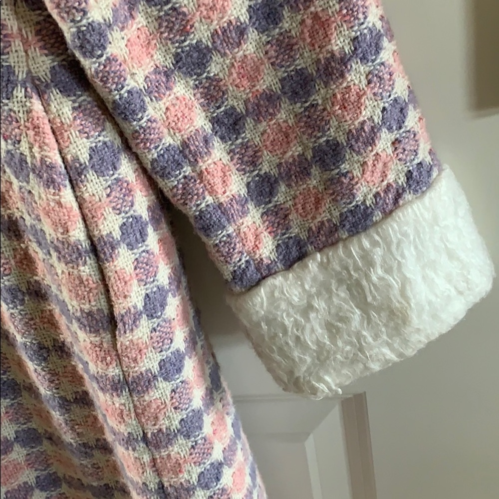 Coat - Picture 5 of 7